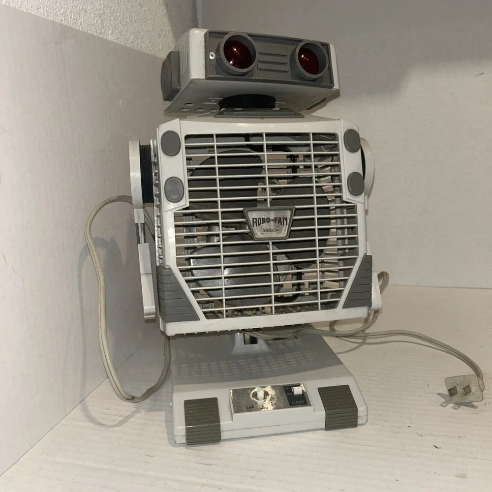 Vintage 1986 Robeson Robo The Fan Frigid Fan Light Up Eyes Oscillates READ